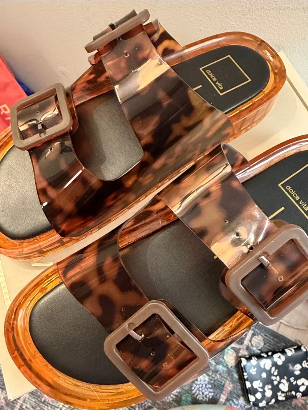 Dolce Vita Julio tortoise vinyl sandals size 9 - Picture 4 of 8
